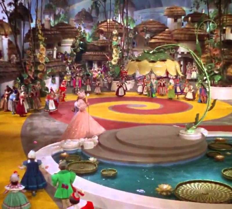 The swirly yellow brick road from the wizard of oz is shown